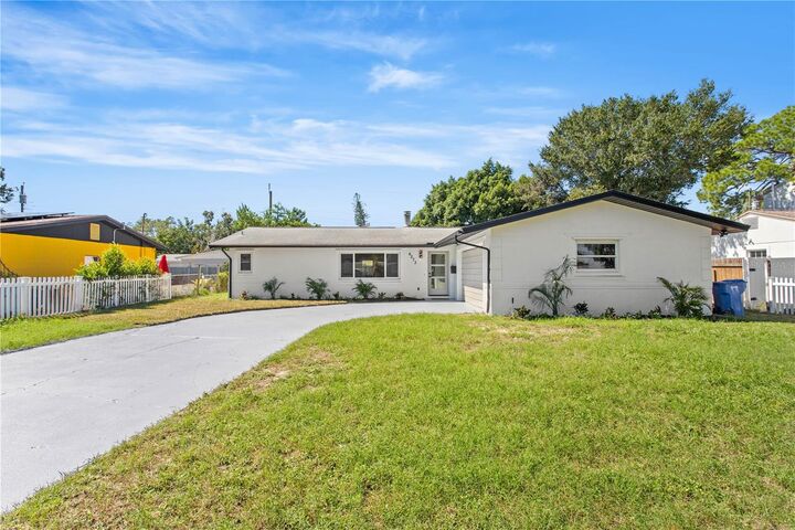 Property Photo: 6273 20th Street S FL 33712