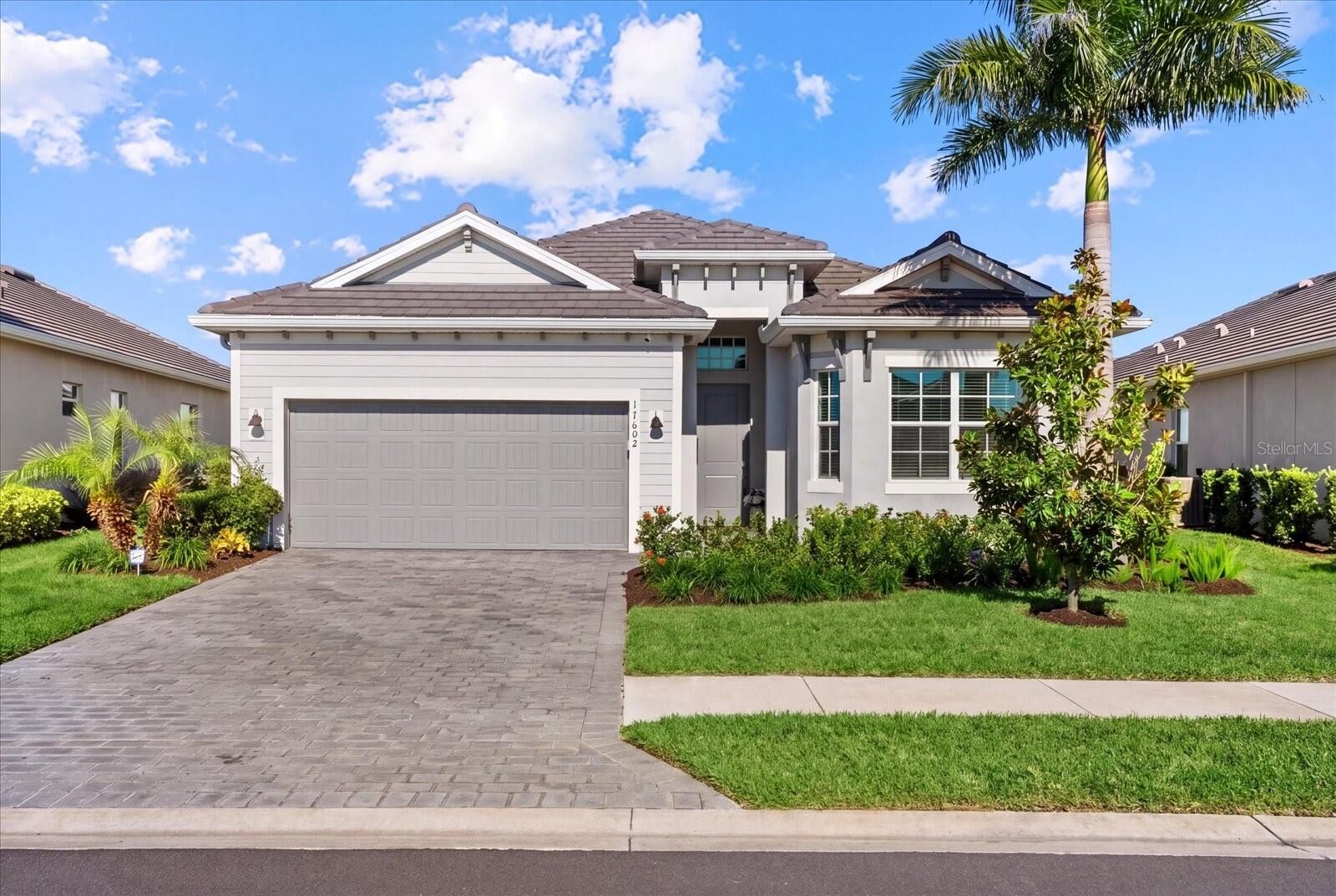 Property Photo:  17602 Santorini Court  FL 34293 
