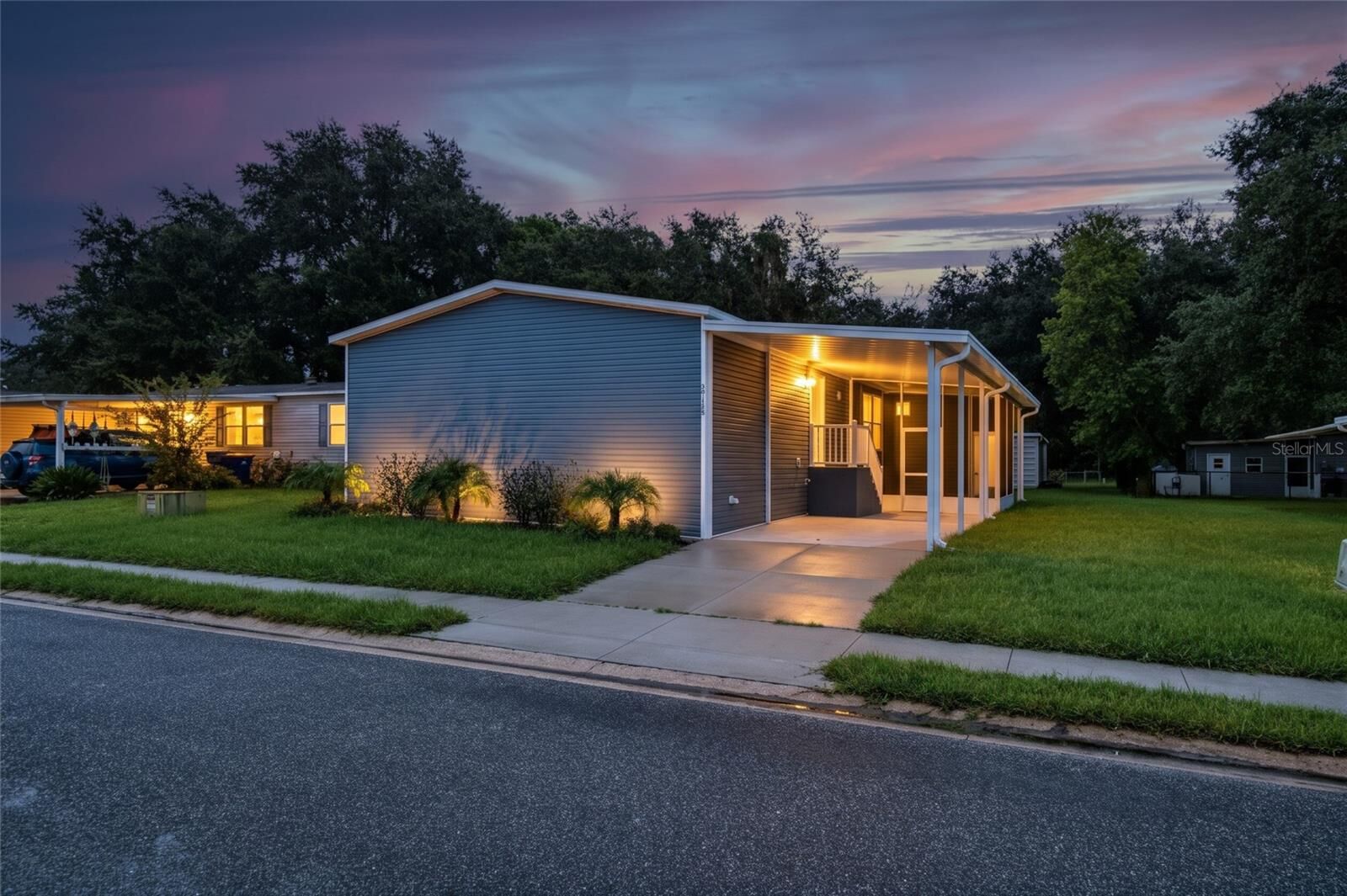 Property Photo:  25124 Huckleberry Way  FL 34705 