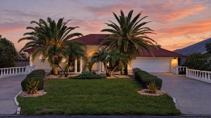 Property Photo:  74 Covington Lane  FL 32137 