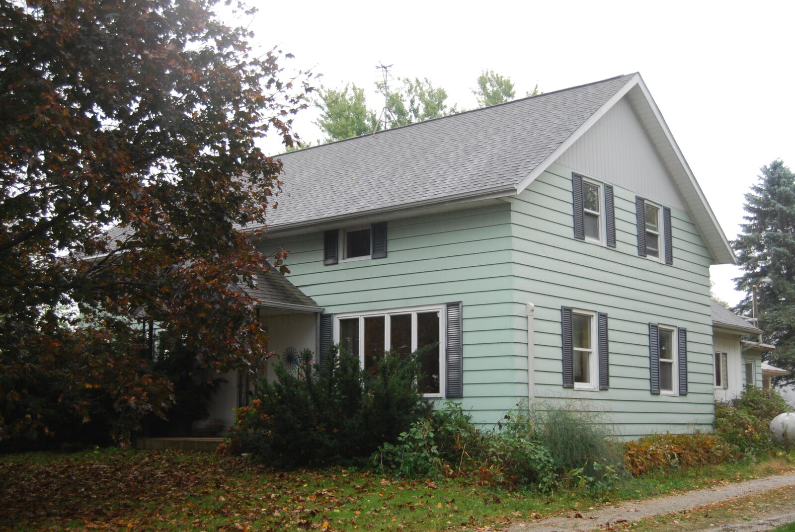 Property Photo: W345 Hochheim Rd WI 53091