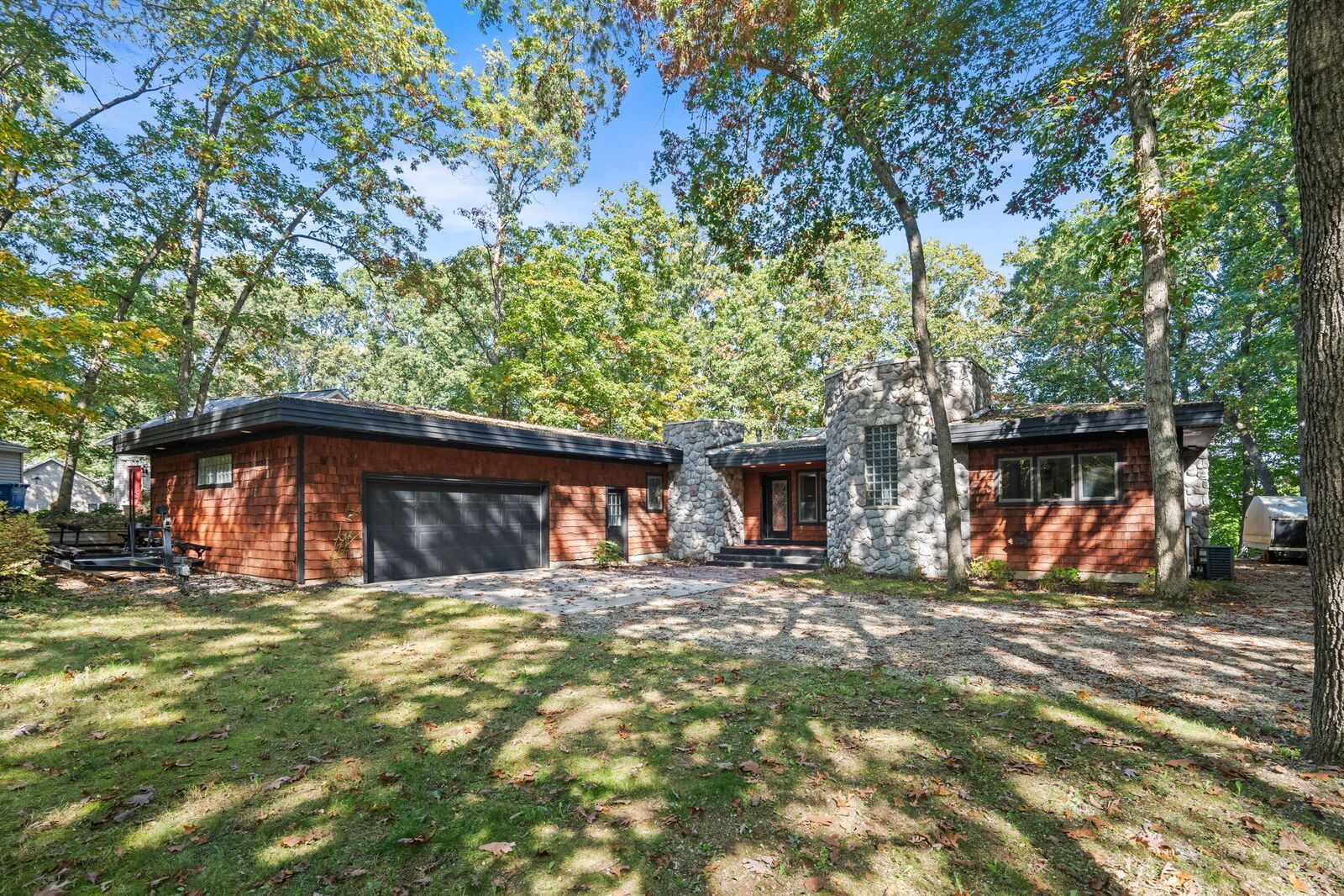 Property Photo:  3855 Forest Trail  MI 49010 