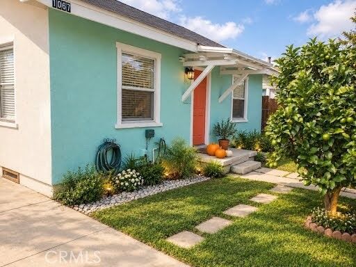 Property Photo: 1067 N Norman Court CA 90813