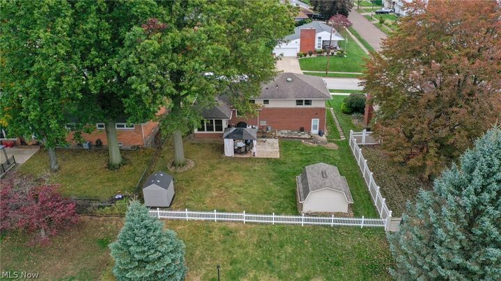 Property Photo:  1862 Marigold Avenue  OH 44301 