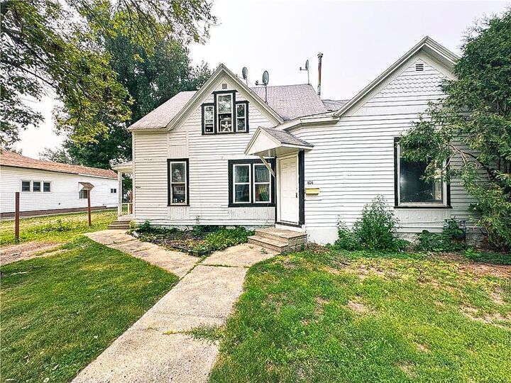 Property Photo:  404 S Main Street  MN 55912 
