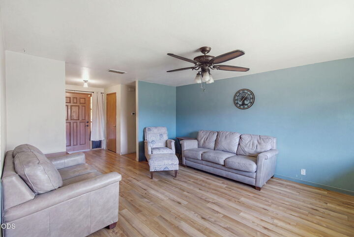 Property Photo:  309 NE Terry Lane  OR 97526 