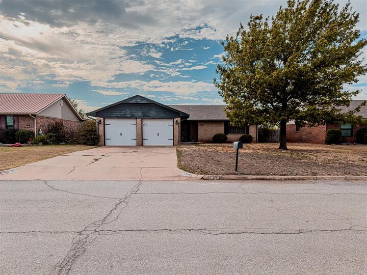 Property Photo: 3308 S 25th Street OK 73018