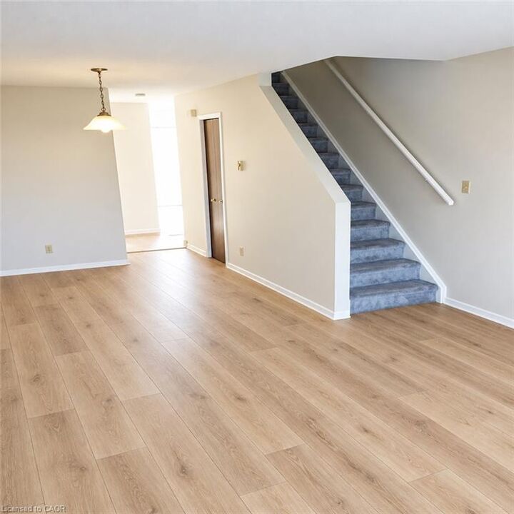 Property Photo:  288 Grays Road 209  ON L8E 1V5 