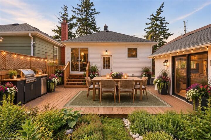 Property Photo:  218 Lake Street  ON L2R 5Z2 