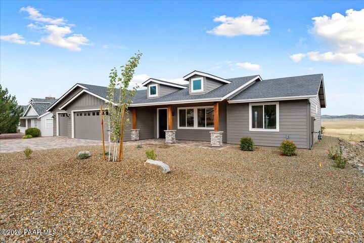 Property Photo:  2430 Gables Way  AZ 86323 