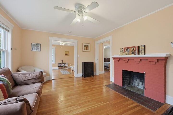 Property Photo: 5 Walnut St 1 MA 01702
