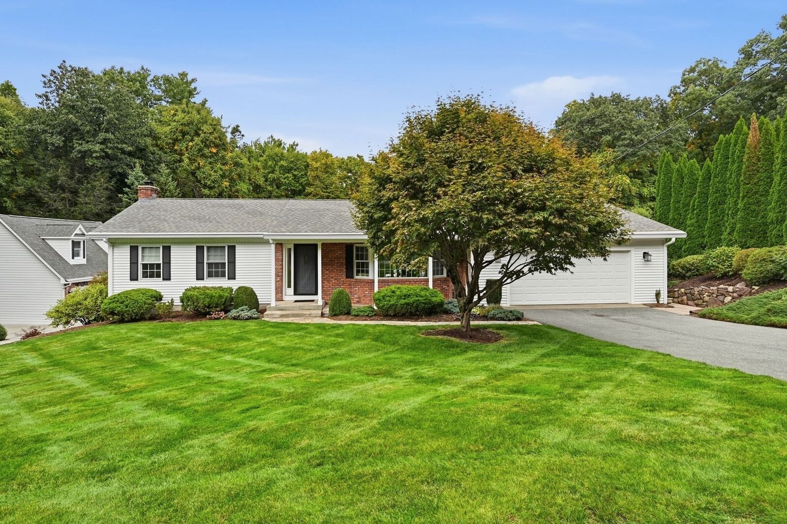 Property Photo: 46 Stuart Pl MA 01085