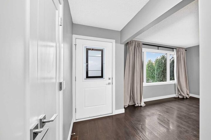 Property Photo:  153 Madeira Road NE  AB T2A 4N5 