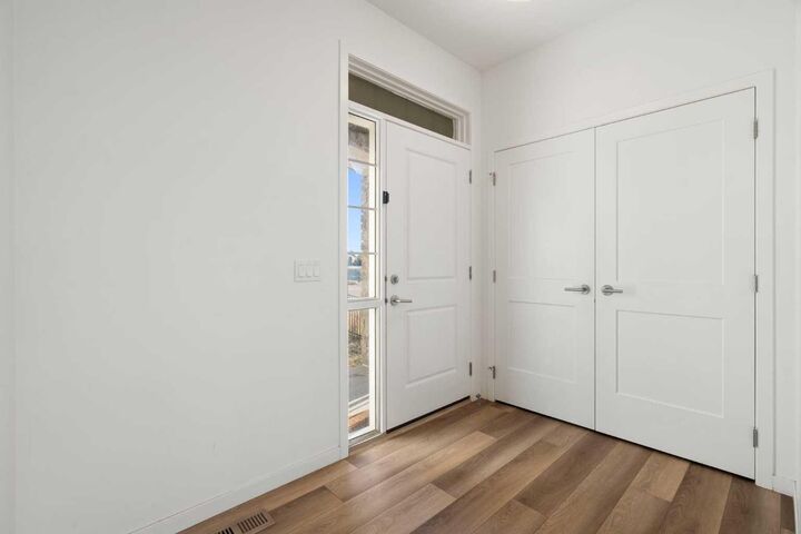 Property Photo:  222 Knight Avenue  AB T0M 0S0 