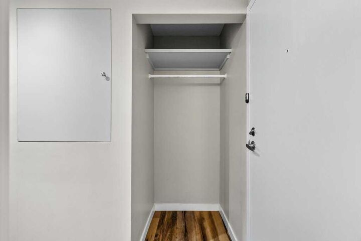 Property Photo:  814 4A Street NE 7  AB T2E 3W4 