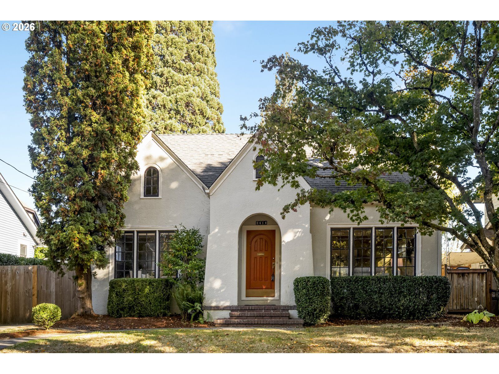 Property Photo: 3414 NE 26th Ave OR 97212