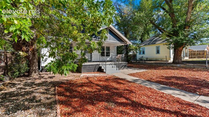 Property Photo:  932 E Moreno Avenue  CO 80903 