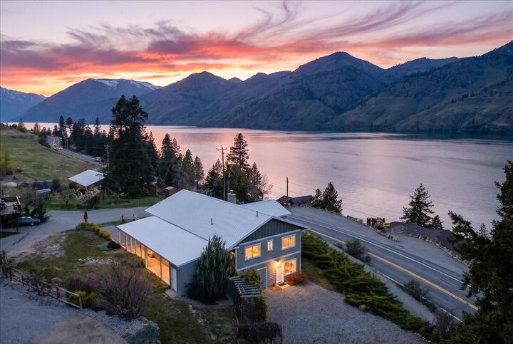 Property Photo:  104  Mirage Lane  WA 98816 