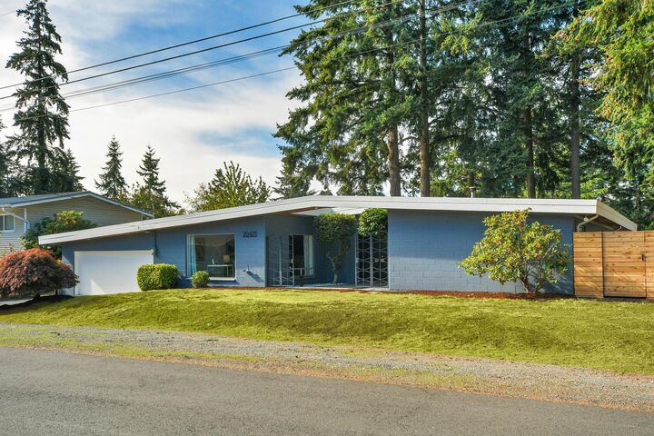 Property Photo: 20405 3rd Avenue S WA 98198