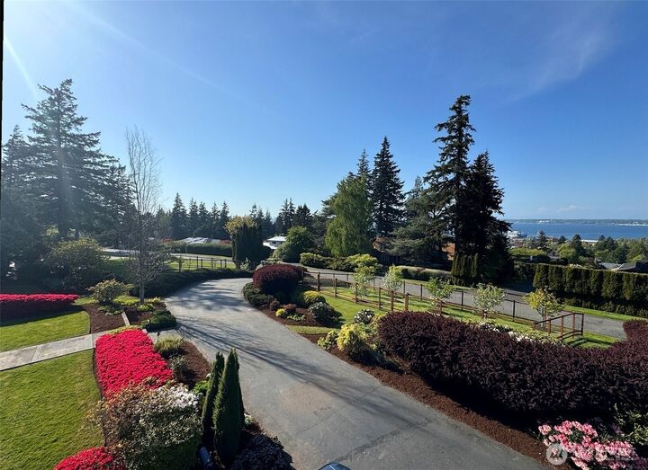 Property Photo: 222 Middlefield Road WA 98225