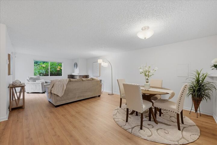 Property Photo: 1731 157th Avenue NE E103 WA 98008