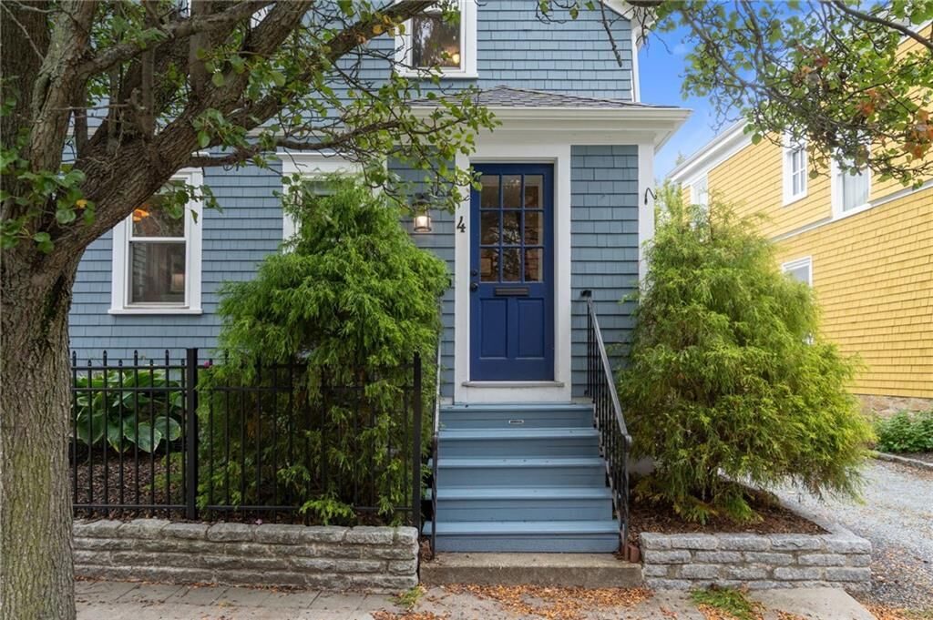 Property Photo:  4 Friendship Street  RI 02840 