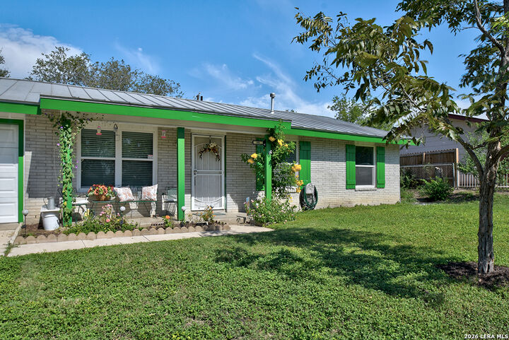 Property Photo:  111 Shadow Valley Dr  TX 78227 