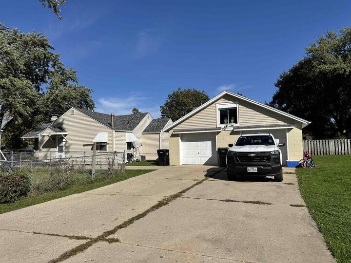 Property Photo:  1804 Cranston Road  WI 53511 
