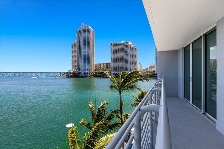 Property Photo:  335 S Biscayne Blvd 412  FL 33131 