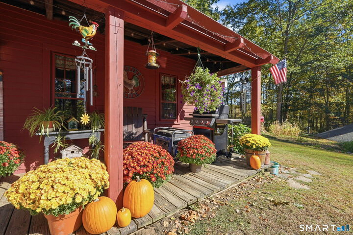 Property Photo:  126 Amidon Road  CT 06278 
