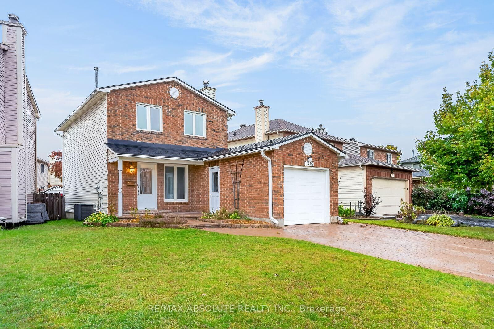 Property Photo:  1475 Deavy Way  ON K1E 2W7 