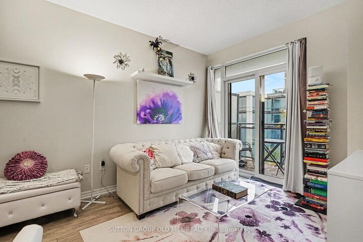 Property Photo:  55 Ann O'Reilly Road 404  ON M2J 0E1 