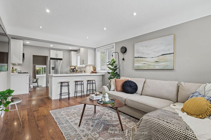 Property Photo:  191 Rosewood Road  ON L8K 3J3 