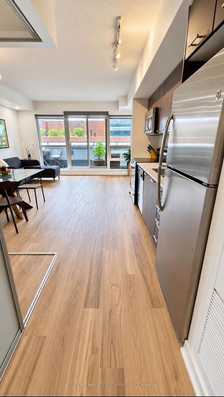 Property Photo:  2220 Lakeshore Boulevard  ON M8V 0C1 
