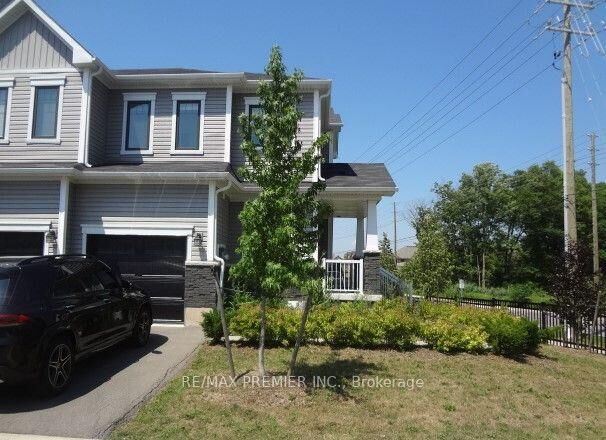 Property Photo:  8273 Tulip Tree Drive 17  ON L2H 3S8 
