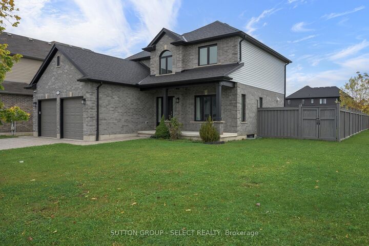 Property Photo:  102 Timberwalk Trail  ON N0M 2A0 
