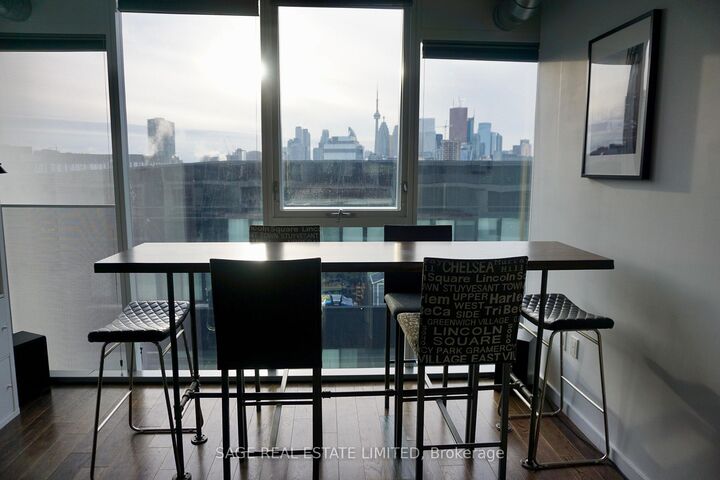 Property Photo:  32 Trolley Crescent 814  ON M5A 0E8 