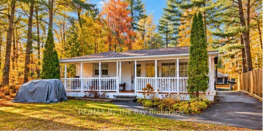 Property Photo:  646 River Road E  ON L9Z 2M3 