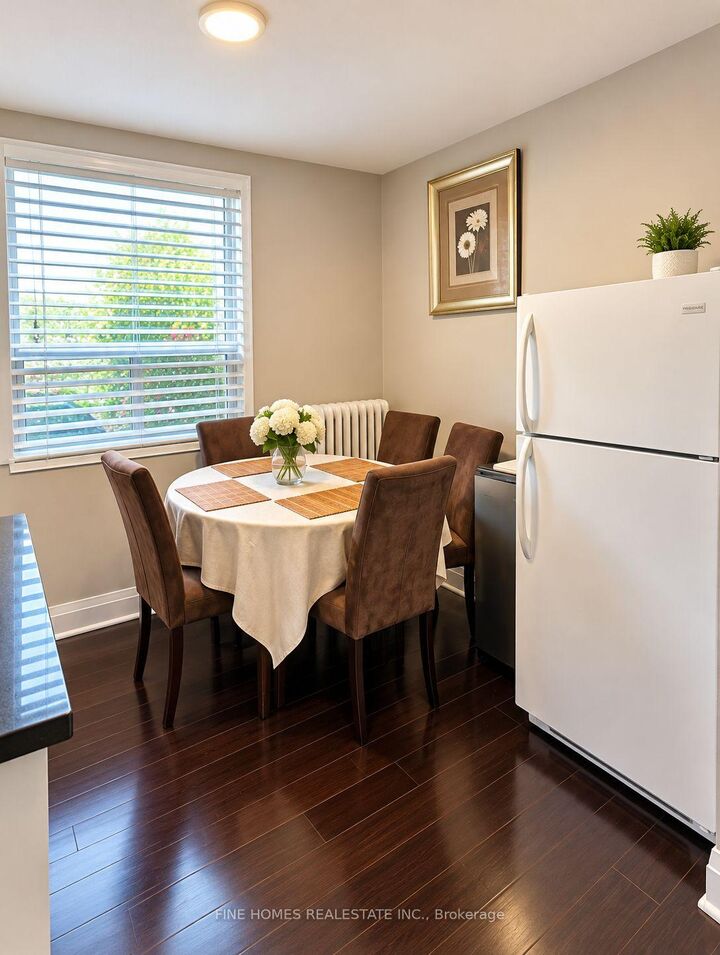 Property Photo:  83 Wheatfield Road  ON M8V 1S6 