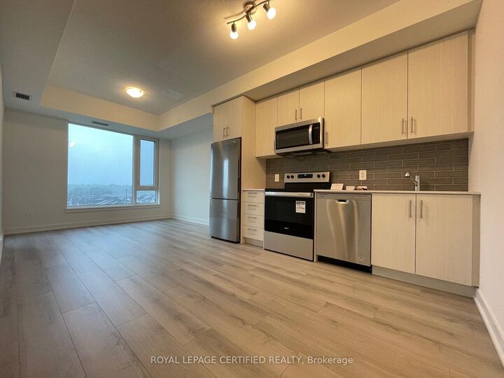 Property Photo: 1440 Clarriage Court 611 ON L9E 1B3