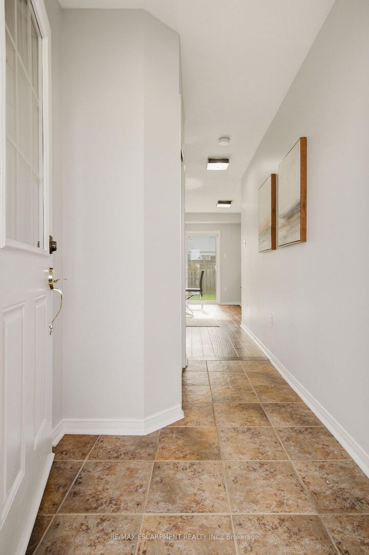 Property Photo:  54 Duncan Avenue  ON N3T 5L5 