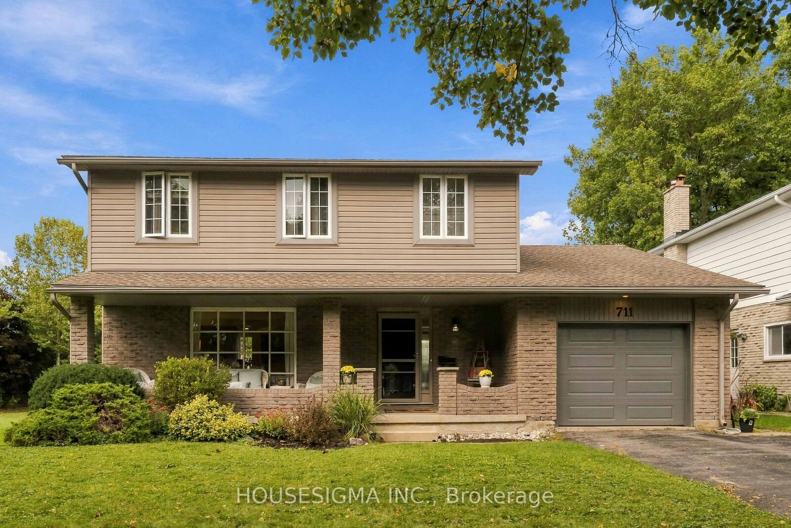 Property Photo:  711 Butler Avenue  ON N6J 2C2 