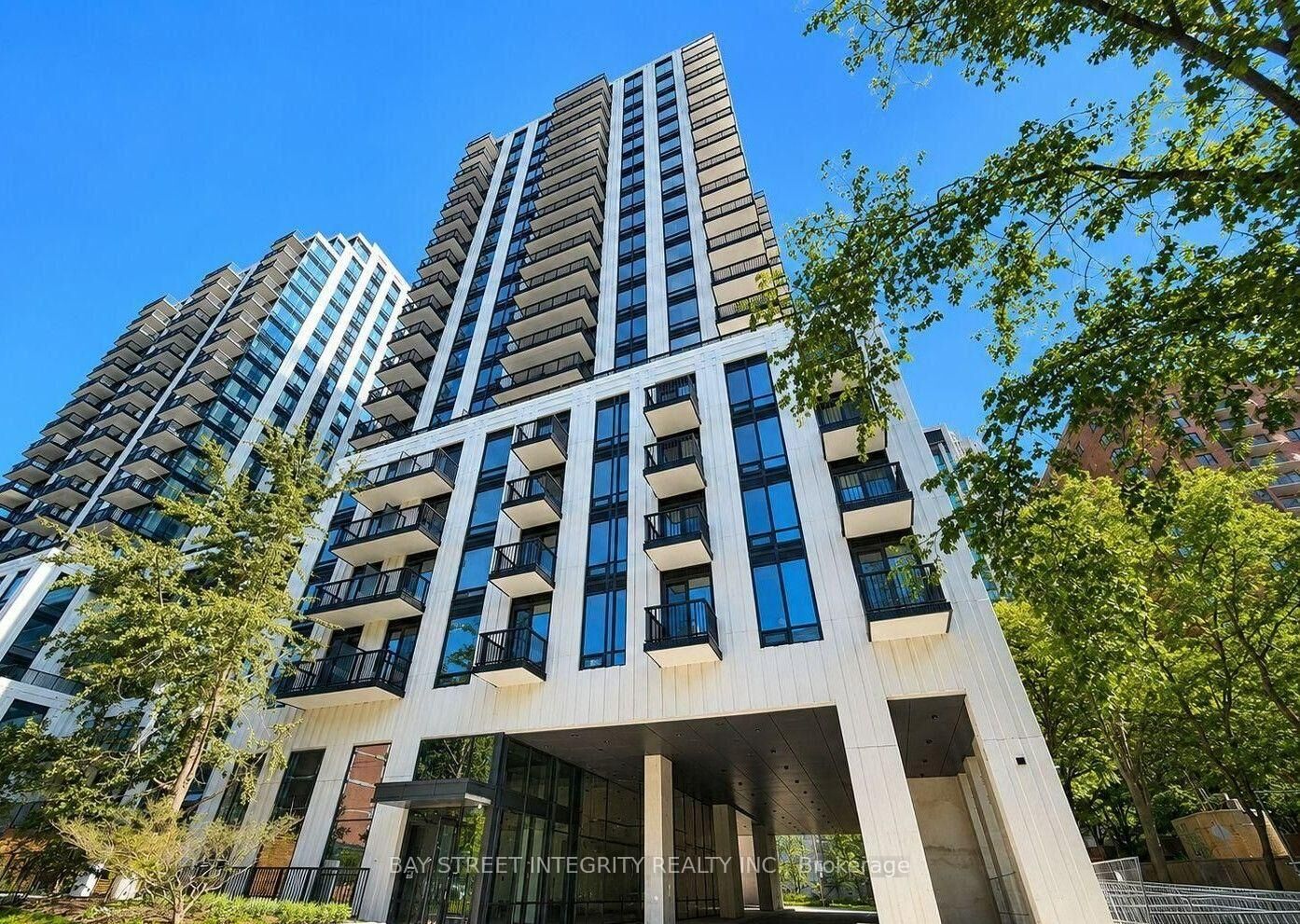 Property Photo:  91 Montclair Avenue 2106  ON M5P 0B1 