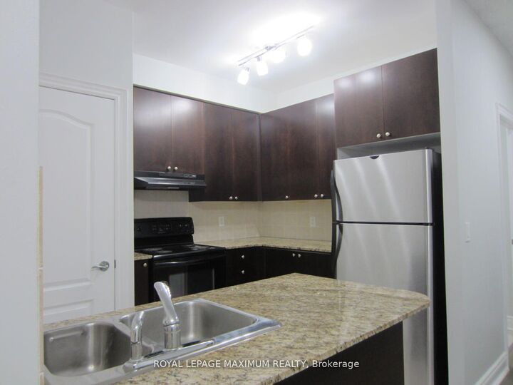 Property Photo:  8201 Islington Avenue 327  ON L4L 9S6 