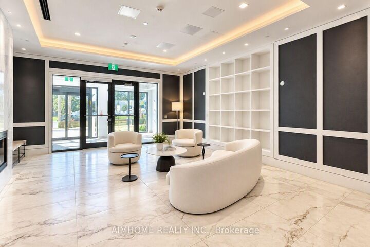 Property Photo:  4010 Eglinton Avenue W 1918  ON M9A 0G5 