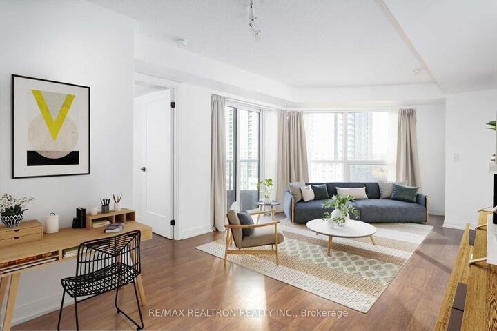 Property Photo:  151 Village Green Square 907  ON M1S 0K5 