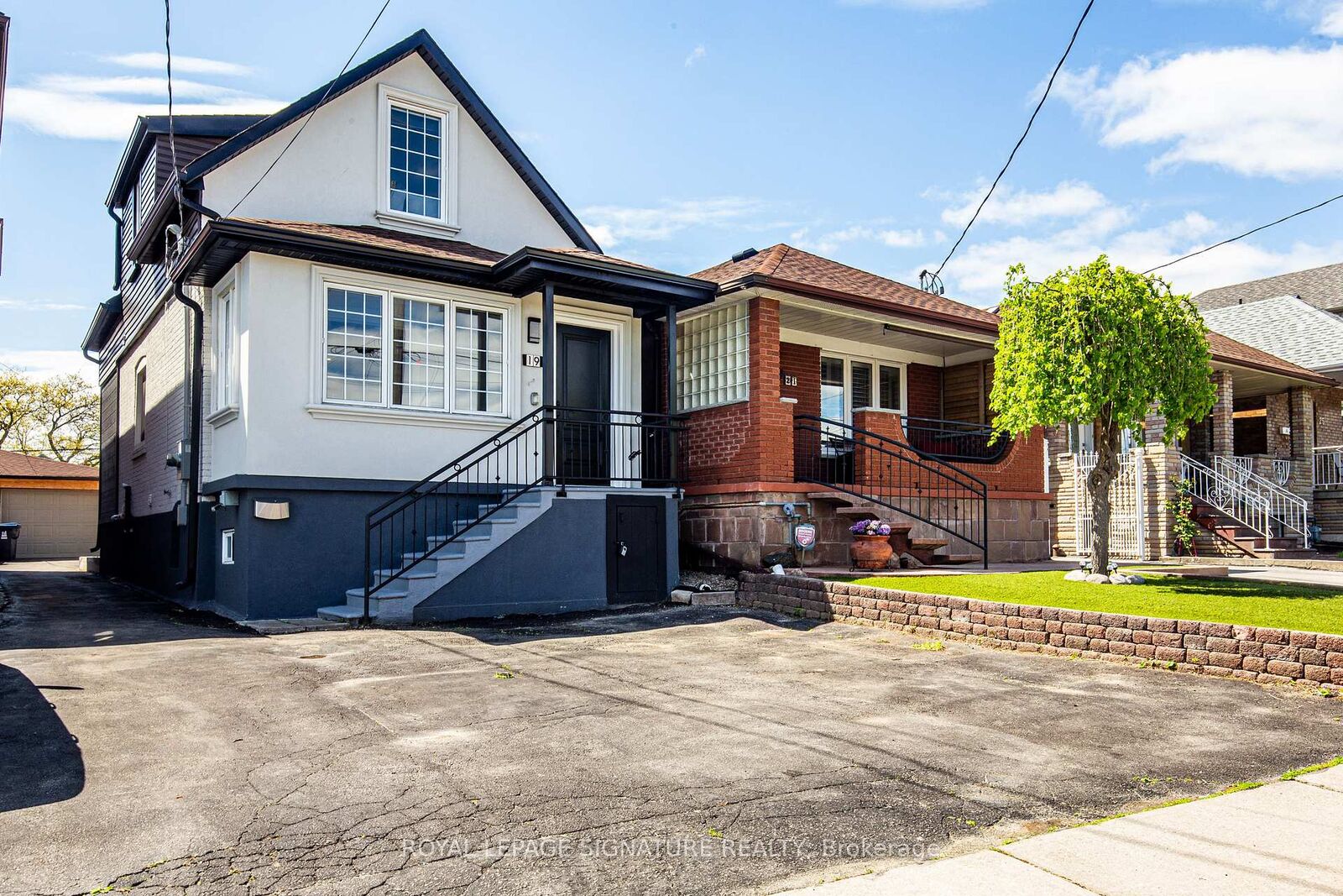 Property Photo:  19 Schell Avenue  ON M6E 2S7 