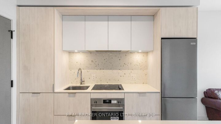 Property Photo:  130 River Street 2409  ON M5A 0R8 