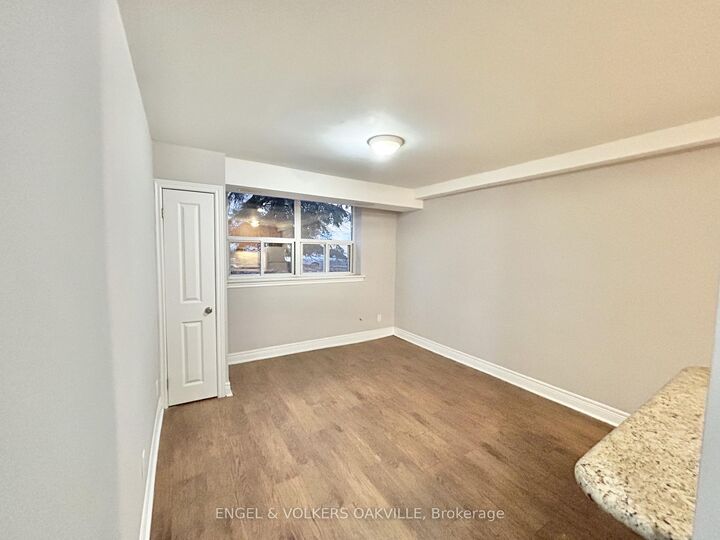 Property Photo:  90 Twenty Fifth Street 32  ON M8V 3P9 