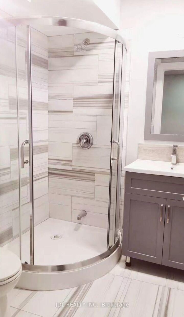 Property Photo:  16 Ross St Street Very Nice One Room Bsmt  ON M5T 1Z9 